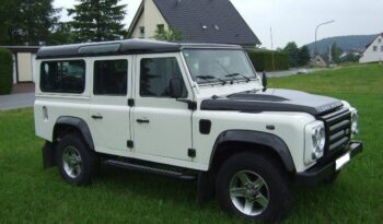 2010 Land Rover Defender 110 Fire and Ice Station full