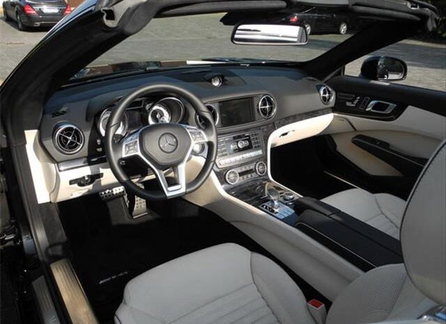 2013 Mercedes-Benz SL 500 Cabrio AMG full